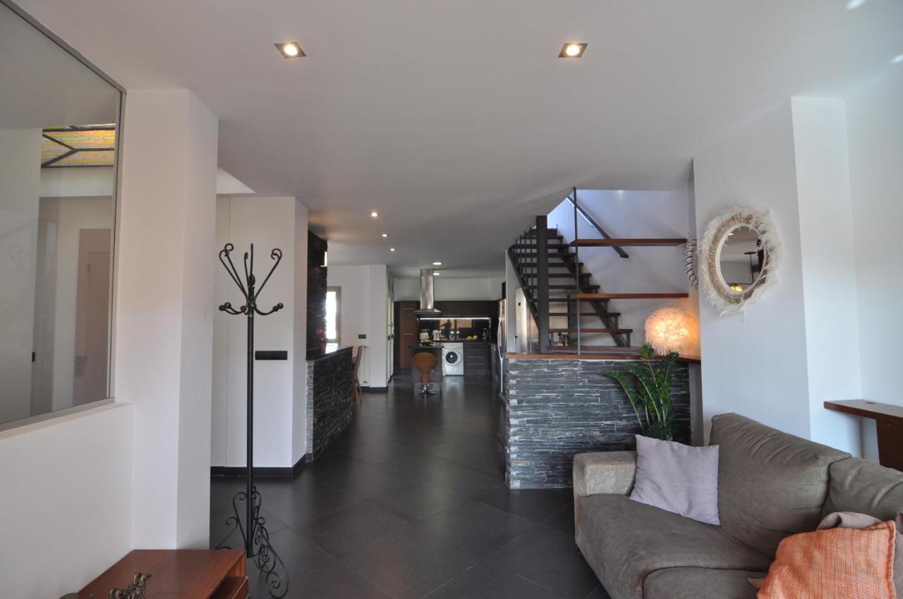 Rnet - Apartments Roses Centre Экстерьер фото